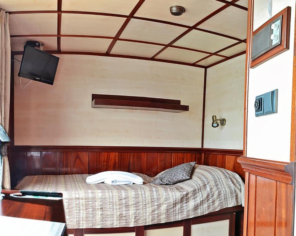 Florentina Boat Litomerice Exterior foto